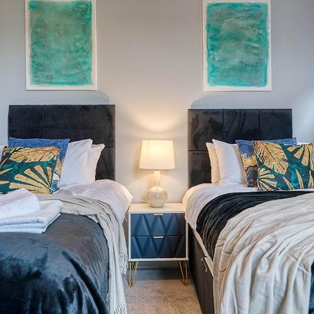 Spacious Nottingham Abode - Sleeps 16 Esterno foto