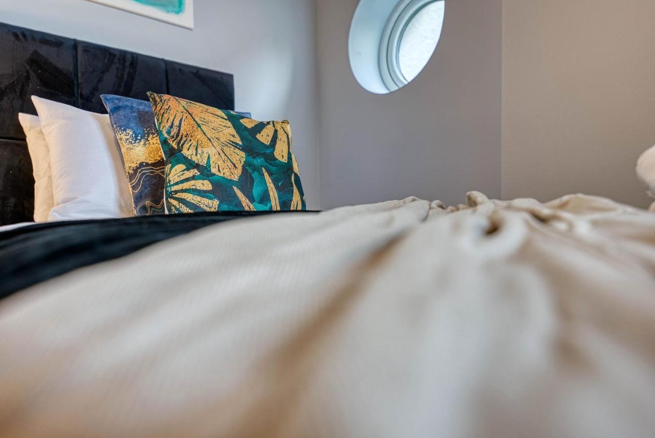 Spacious Nottingham Abode - Sleeps 16 Esterno foto