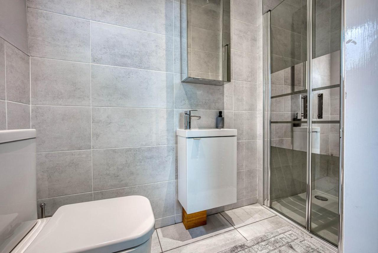 Spacious Nottingham Abode - Sleeps 16 Esterno foto